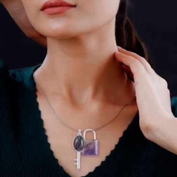 Amethyst Lock and Key Pendant - Picture 8 of 14